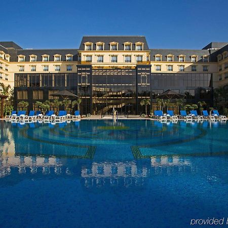 Renaissance Cairo Mirage City Hotel Екстер'єр фото